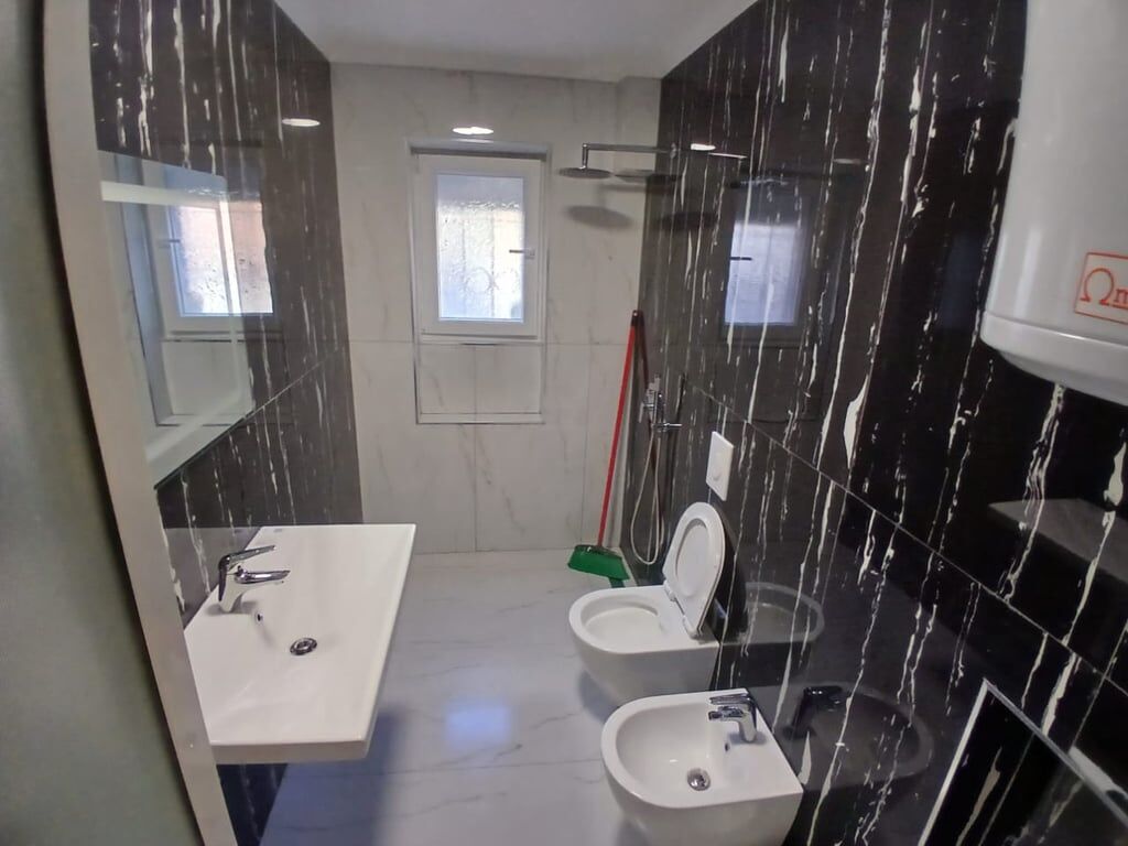  Apartment 2+1 per shitje te Ish Tregu Elektrik