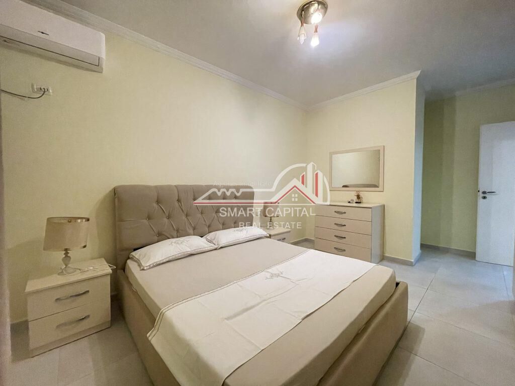 APARTAMENT 3+1+2 JEPET ME QIRA TE KISHA ORTODOKSE/VLORE. €600 Me QeraNdertes e reOferte