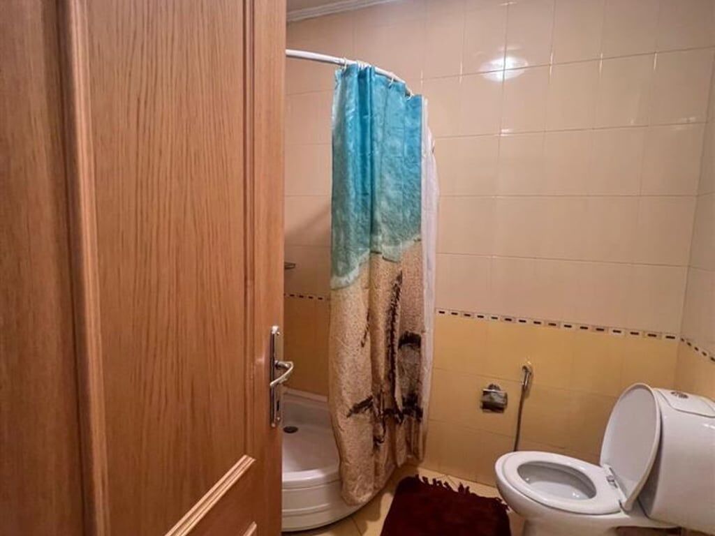 Jepet me qera apartament 2+1 Te Ring Center