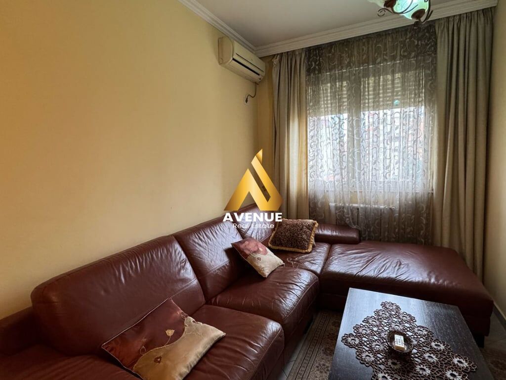JEPET ME QERA 1+1 , RRUGA E ELBASANIT, TIRANE  