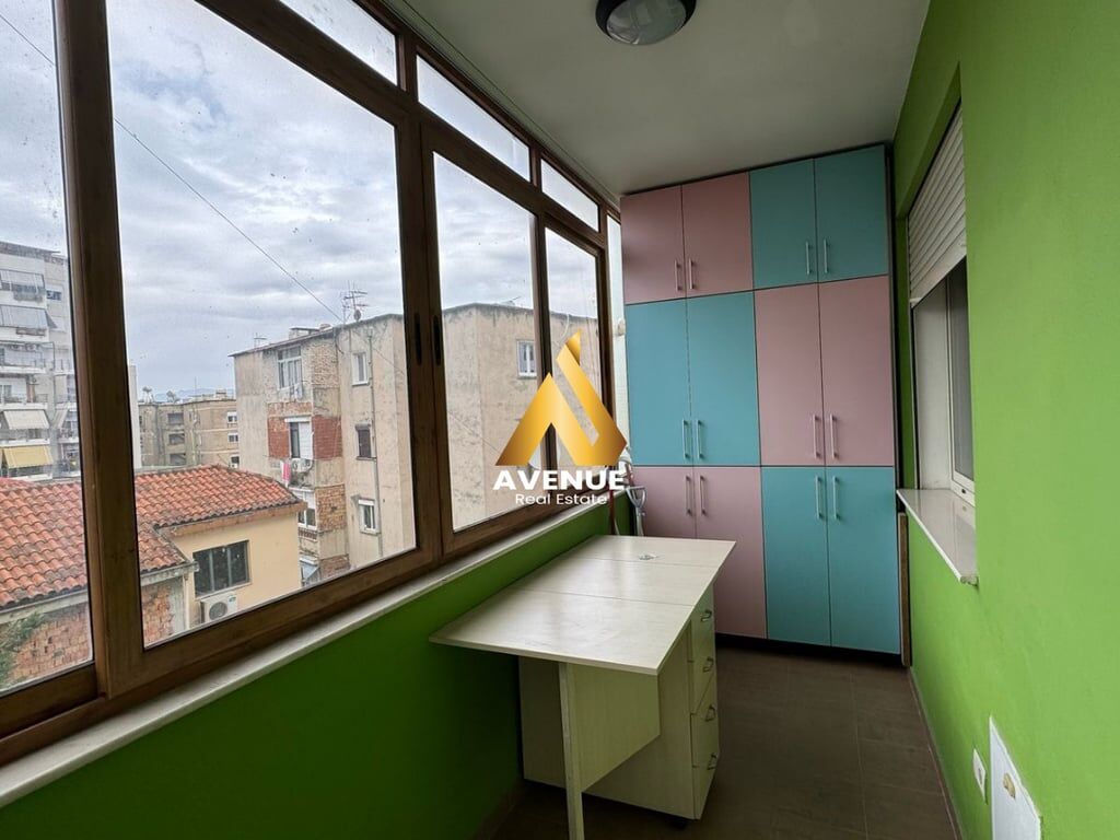 JEPET ME QERA 1+1 , RRUGA E ELBASANIT, TIRANE  