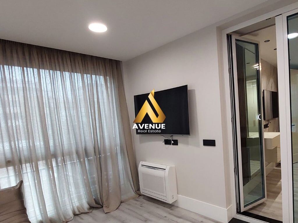Apartment 2+2+2 bathrooms for rent in Bllok, Tirana