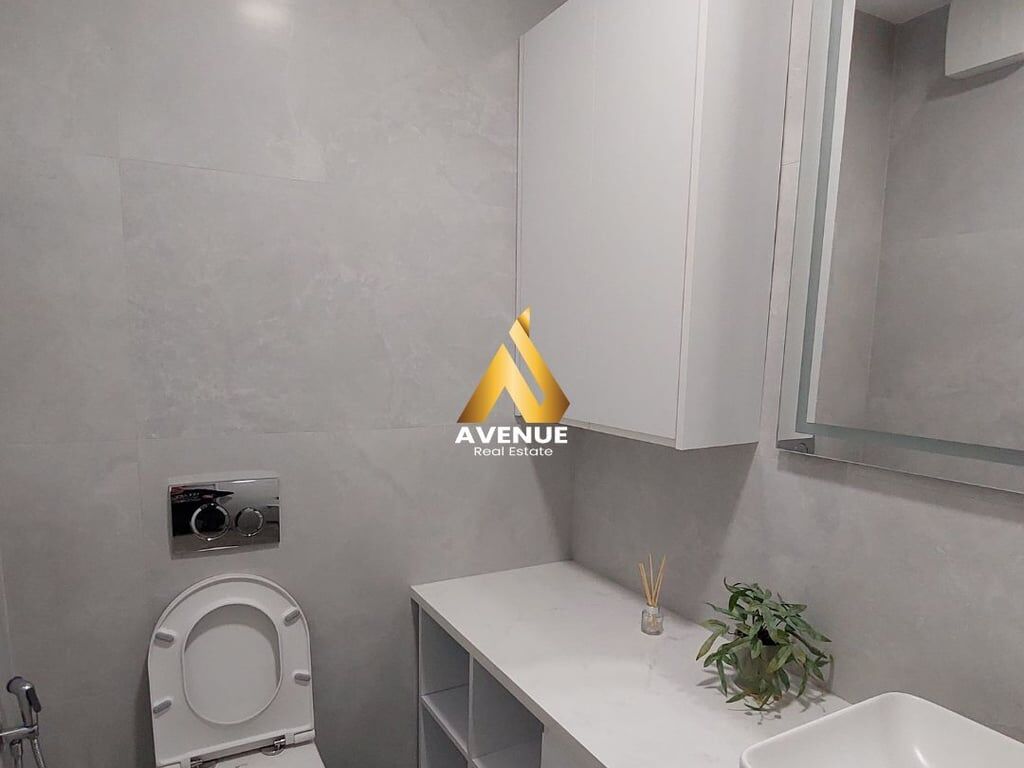 Apartment 2+2+2 bathrooms for rent in Bllok, Tirana