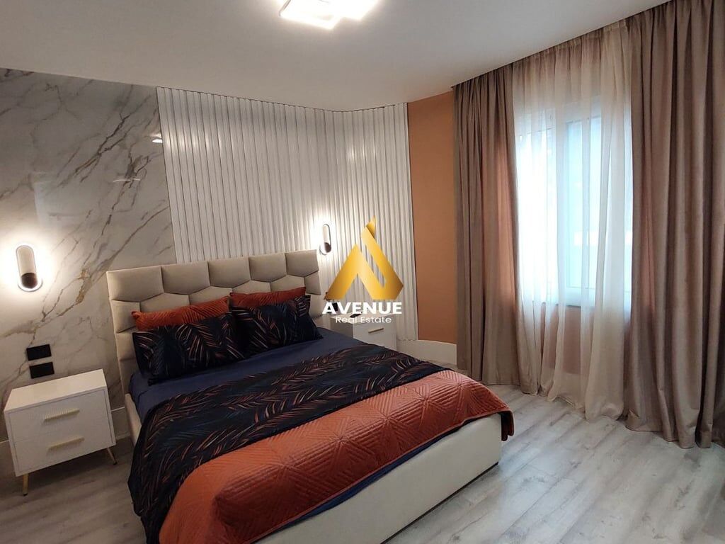 Apartment 2+2+2 bathrooms for rent in Bllok, Tirana