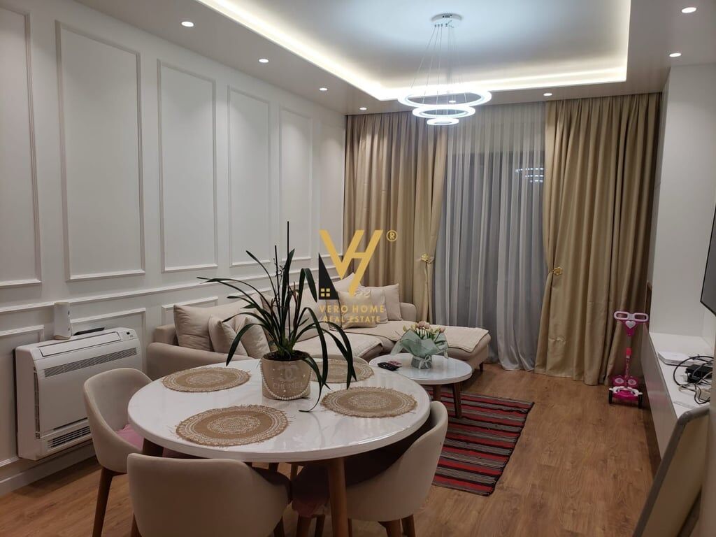 SHITET APARTAMENT 2+1+2 TEK KOMPLEKSI OASIS 250.000 EURO