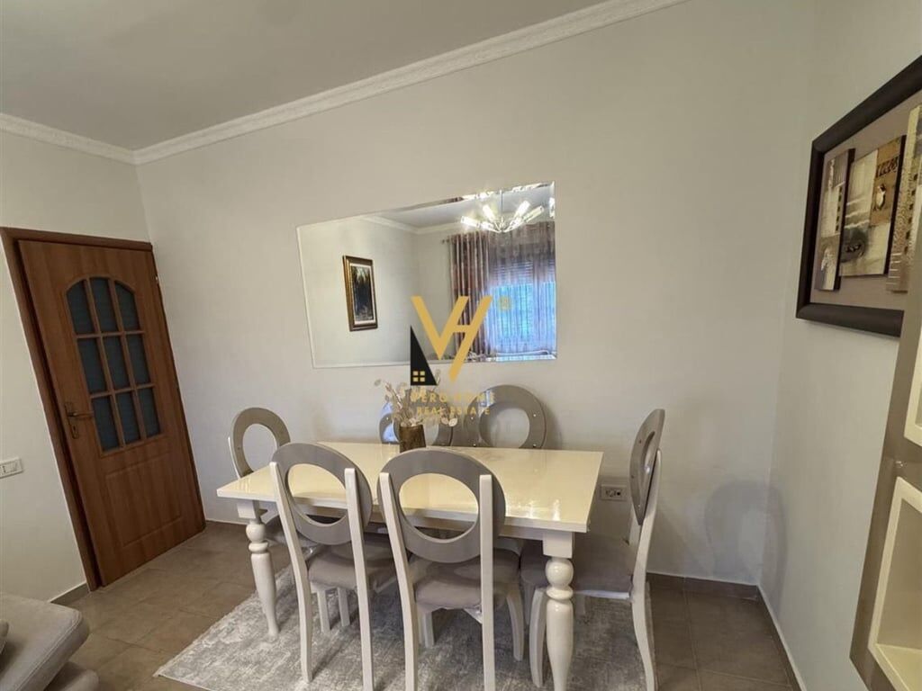 VENDESI APPARTAMENTO 2+1 A ALLIAS 102.000 EURO