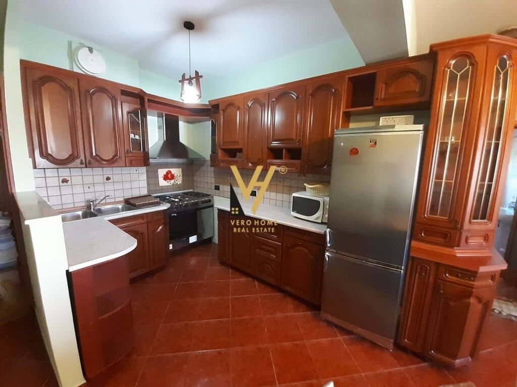 AFFITTASI APPARTAMENTO 2+1 IN VIA KAVAJES A 650 EURO