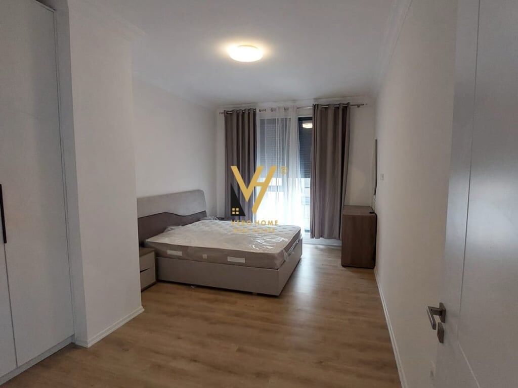 2+1 apartment with balcony for rent in Porcelan 1,000 euros.
