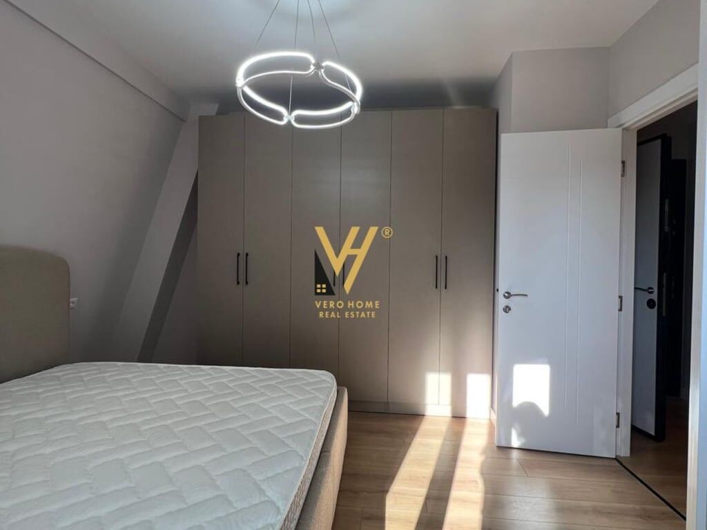 JEPET APARTAMENT 1+1+BLK ME QERA TE STADIUMI DINAMO 750 EURO