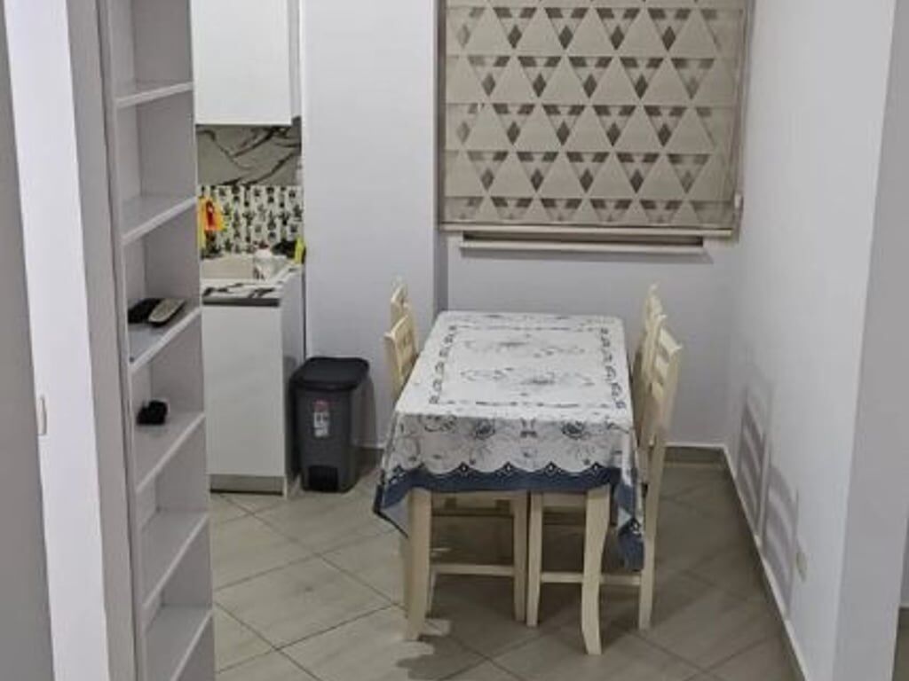 Apartment 1+1 for rent in Astir 400 euros.