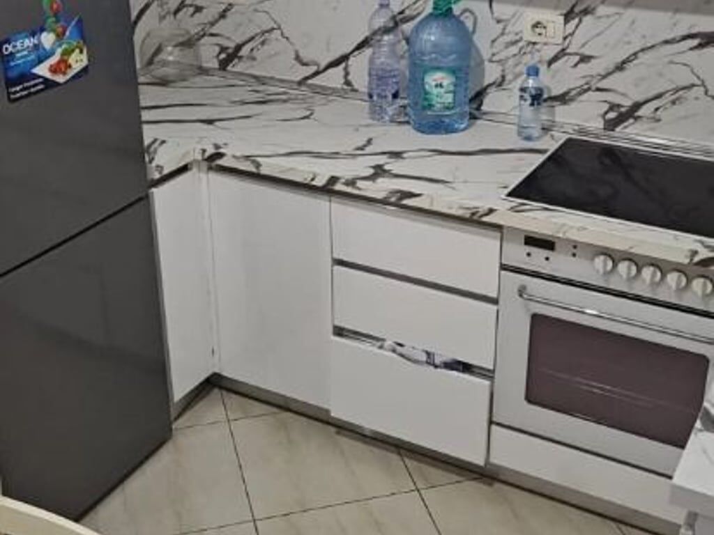 Apartment 1+1 for rent in Astir 400 euros.