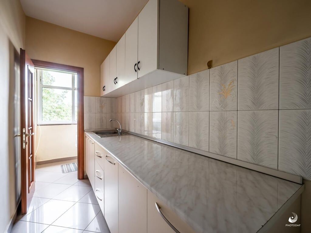 JEPET ME QERA APARTAMENT 1+1 MYSLYM SHYRI, TIRANE.