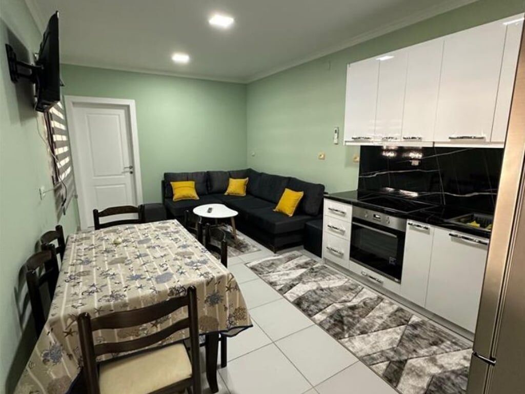 Jepet me Qera Apartament 1+1 ne Don Bosko 450 euro