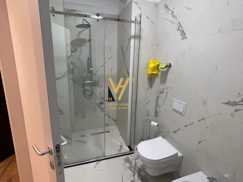JEPET APARTAMENT 1+1 ME QERA TE LIQENI ARTIFICIAL 1.000 EURO