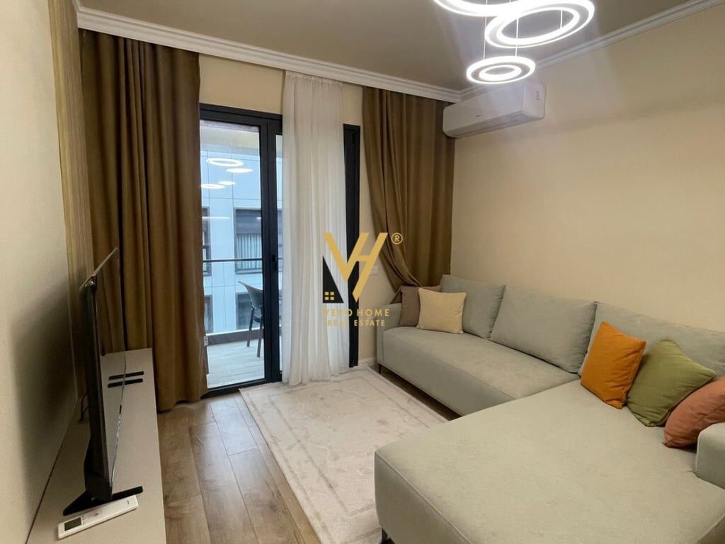 JEPET APARTAMENT 1+1 ME QERA TE LIQENI ARTIFICIAL 1.000 EURO