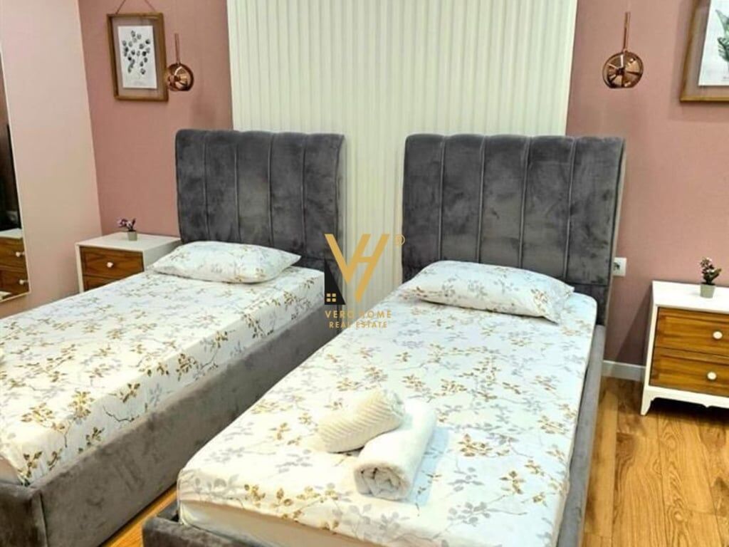 JEPET APARTAMENT 2+1 ME QERA TE LIQENI I THATE 700 EURO