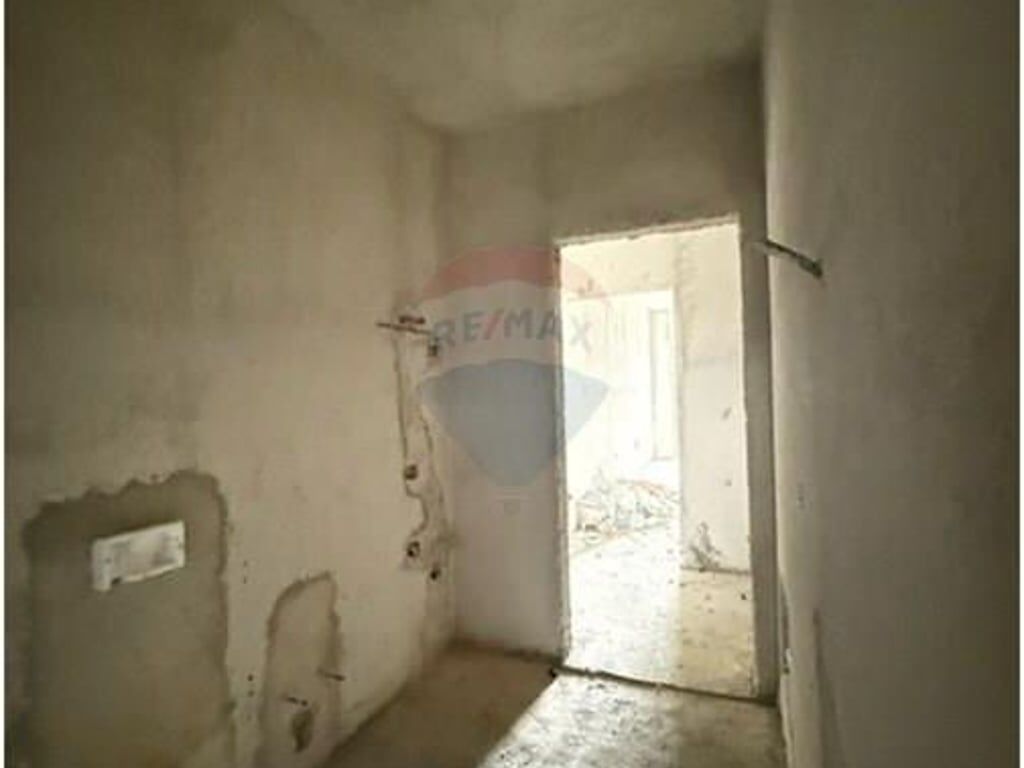 Apartament 1+1 ne Shitje, Rruga e Kavajes