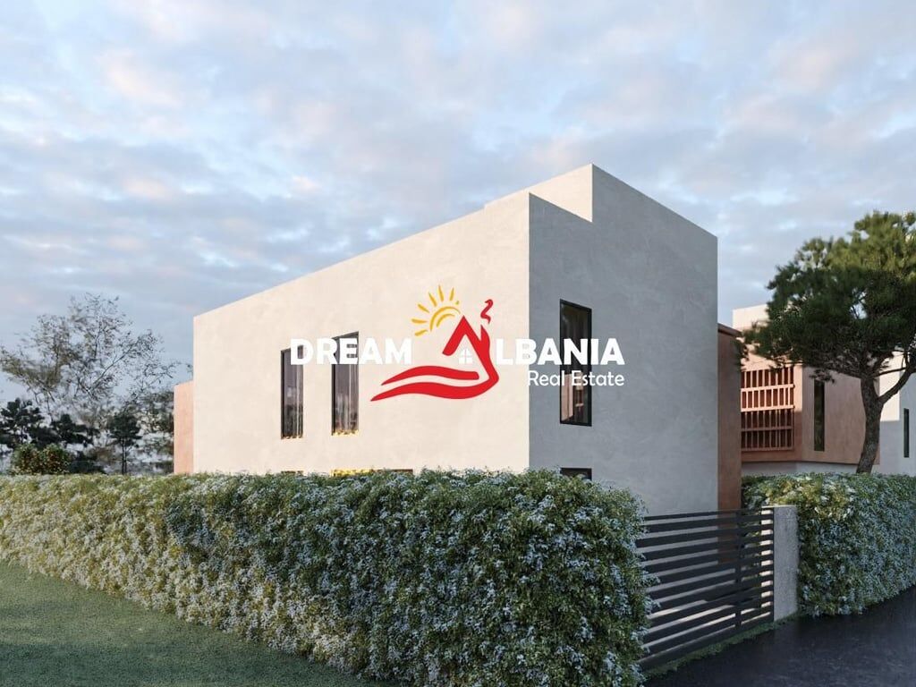 Two 2-story villas with a pool are for sale on the terrace at Gjiri i Lalezit (ID 4151108).