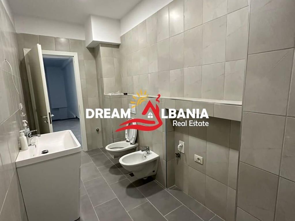 Apartament 2+1+ Dyqan ne Fresk, prane Spar 2 ne Tirane (ID 41211526)
