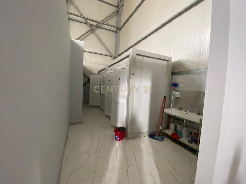 Warehouse for sale, Vore-Tirana Highway