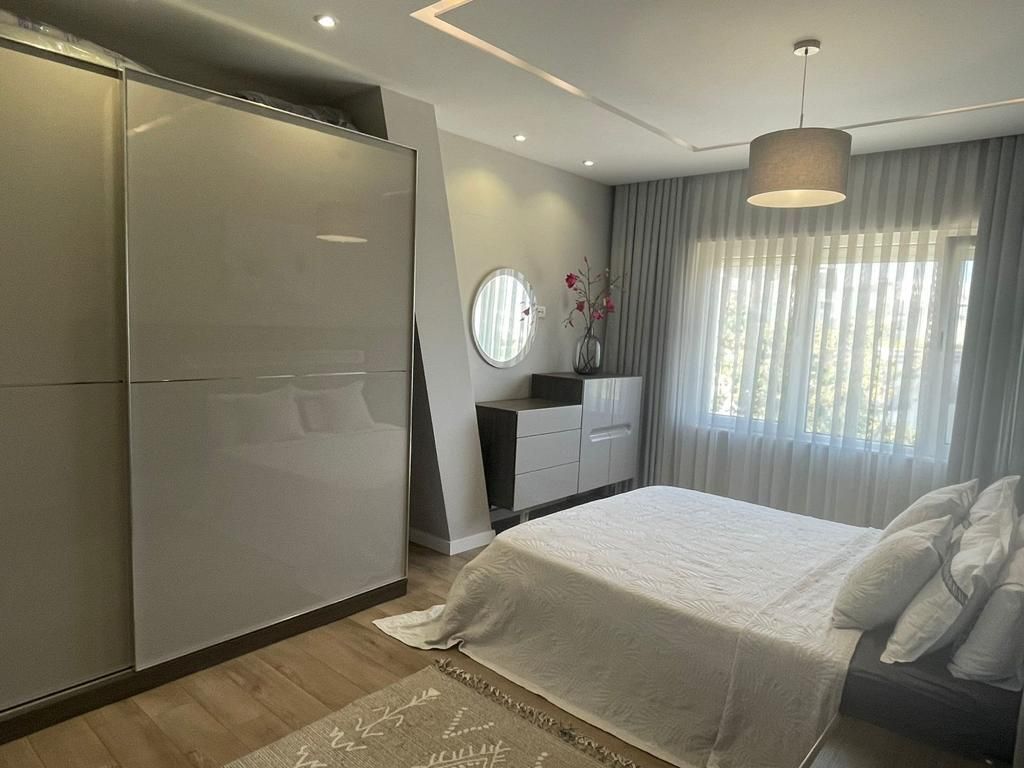 Super Villa Duplex 3+1+2+ piscina in affitto presso Residenza Kodra e Diellit (ID 4251303)