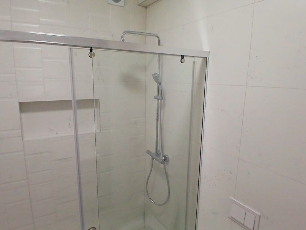 Apartament 2+1+ parkim per qira te Pazari i ri