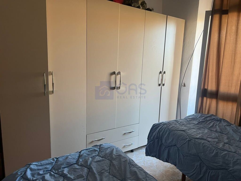 Affittasi appartamento 1+1 in Bllok a 45.000 lekë.