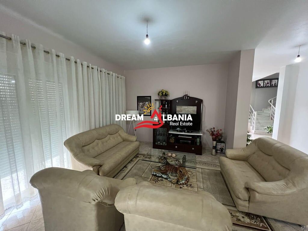 Villa in affitto vicino alla rotatoria di Sauk, Tirana (ID 4251219)