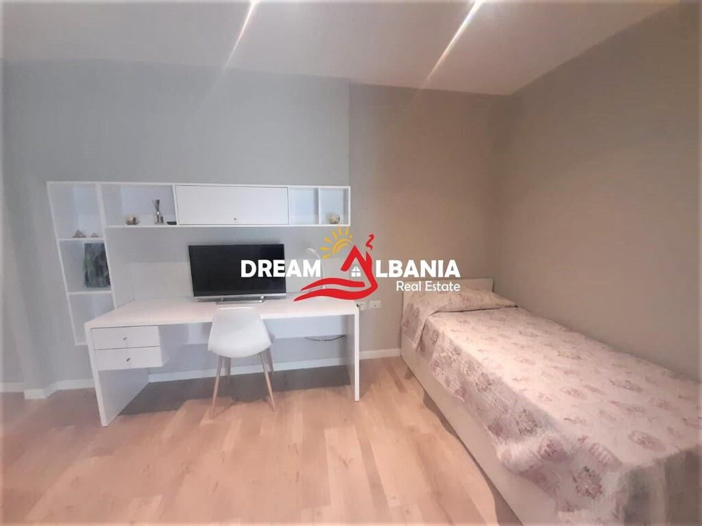 Apartament 2+1+2 me qera tek Rruga e Bogdaneve ne Tirane (ID 42211195 )