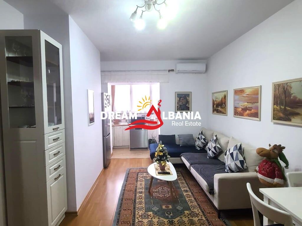 Super Apartment 3+1+2WC for Sale on Kavaja Street, near the German Hospital in Tirana (ID 41211830)