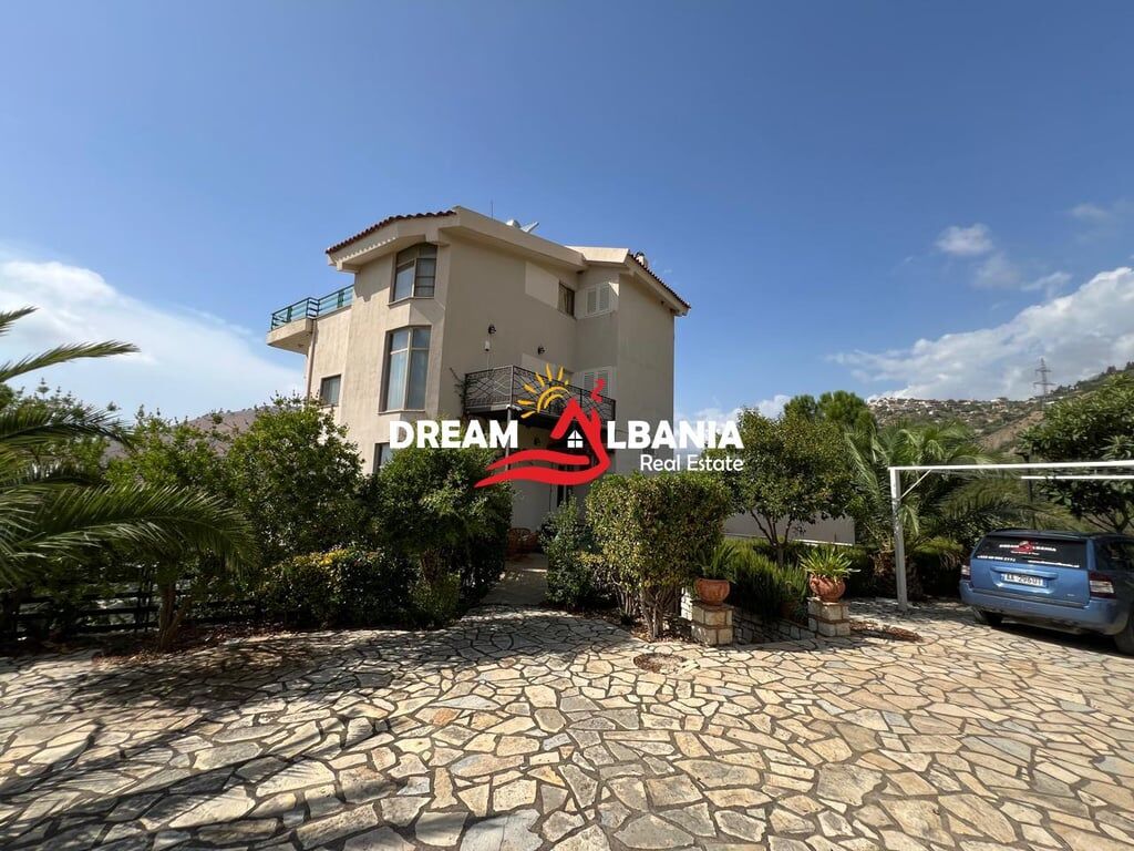 Ekskluzive!! Super mundesi investimi! Godine 5-kateshe(Hotel) ne shitje ne Bregdetin e Himares ne Qeparo (ID 4151162)