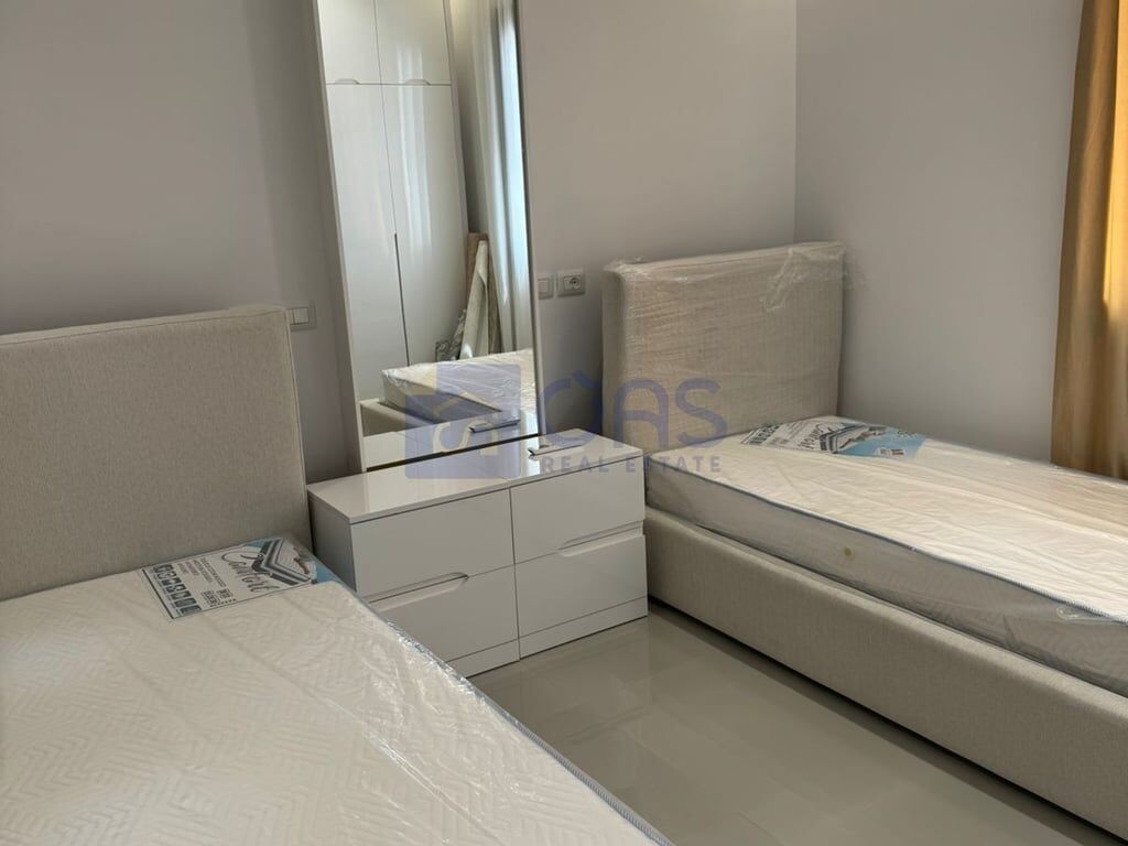 Vendesi super appartamento 2+1 con vista mare a Valona.