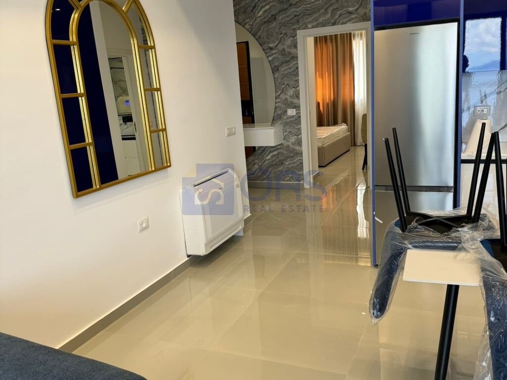 Vendesi super appartamento 2+1 con vista mare a Valona.
