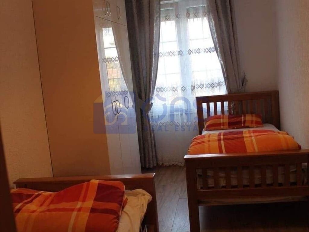 Affittasi appartamento 2+1+2 balconi vicino a 5 Maji.
