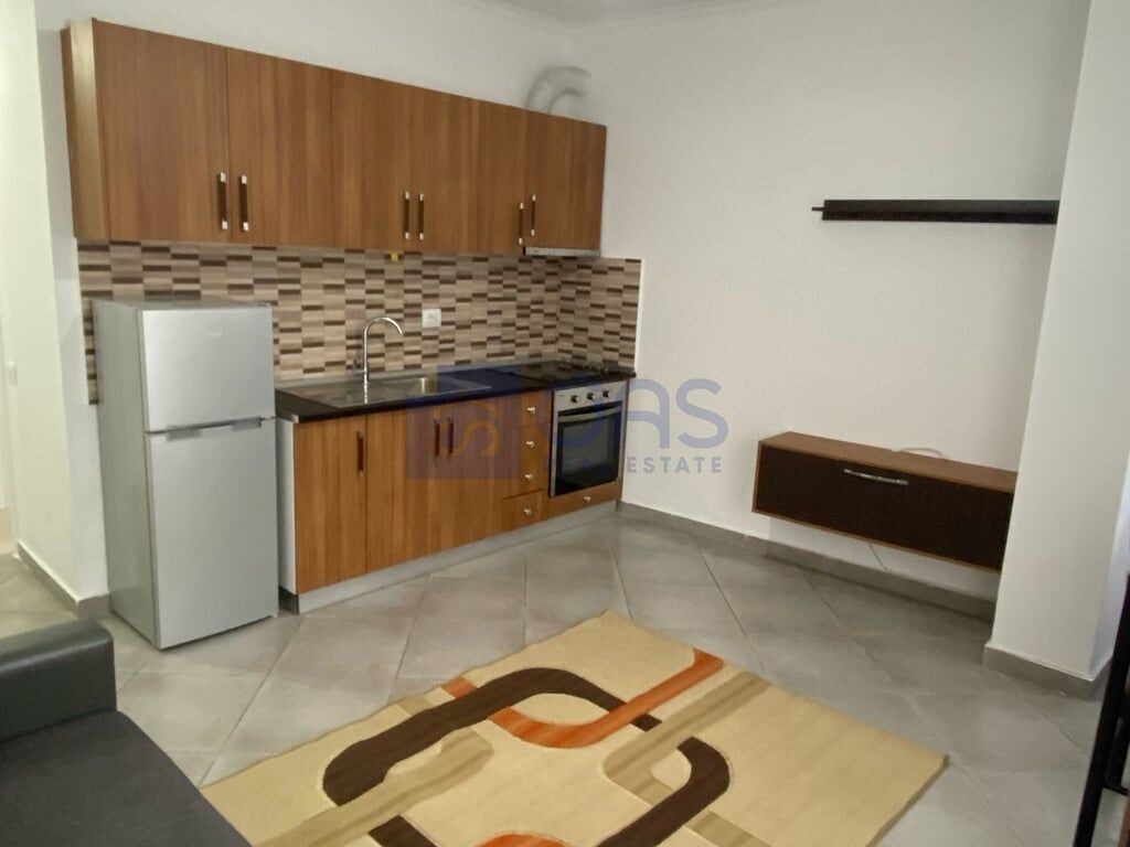 Jepet me qera apartament 1+1 ne Astir 400 euro