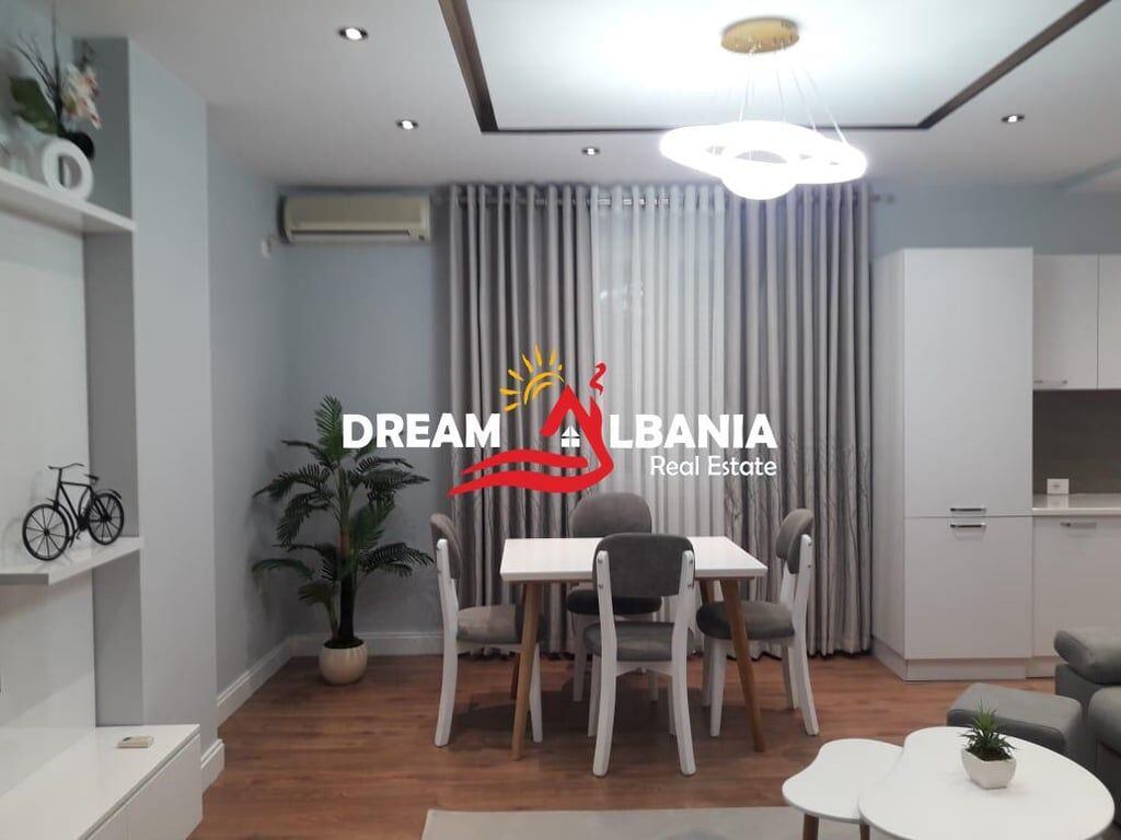 Super Appartamento Lusso 2+1+2 in affitto in via Frosina Plaku, 21 Dicembre (ID 42214314)