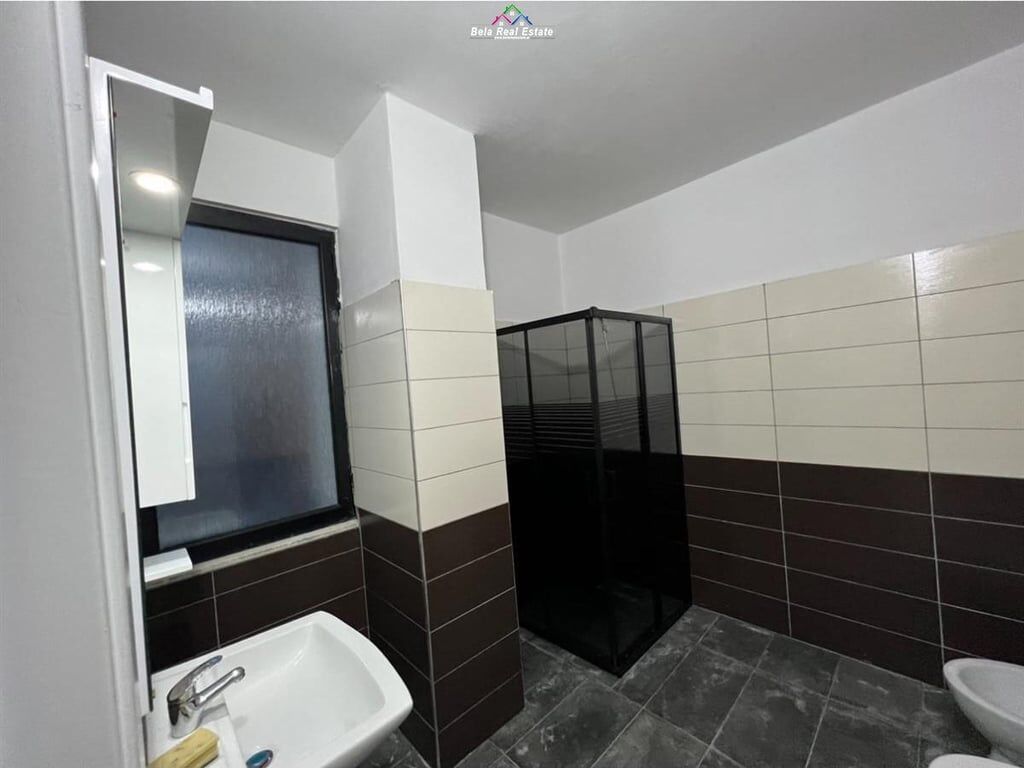 Apartament Me Qera 2+1 Ne Kamez (ID B220797) Tirane.​
