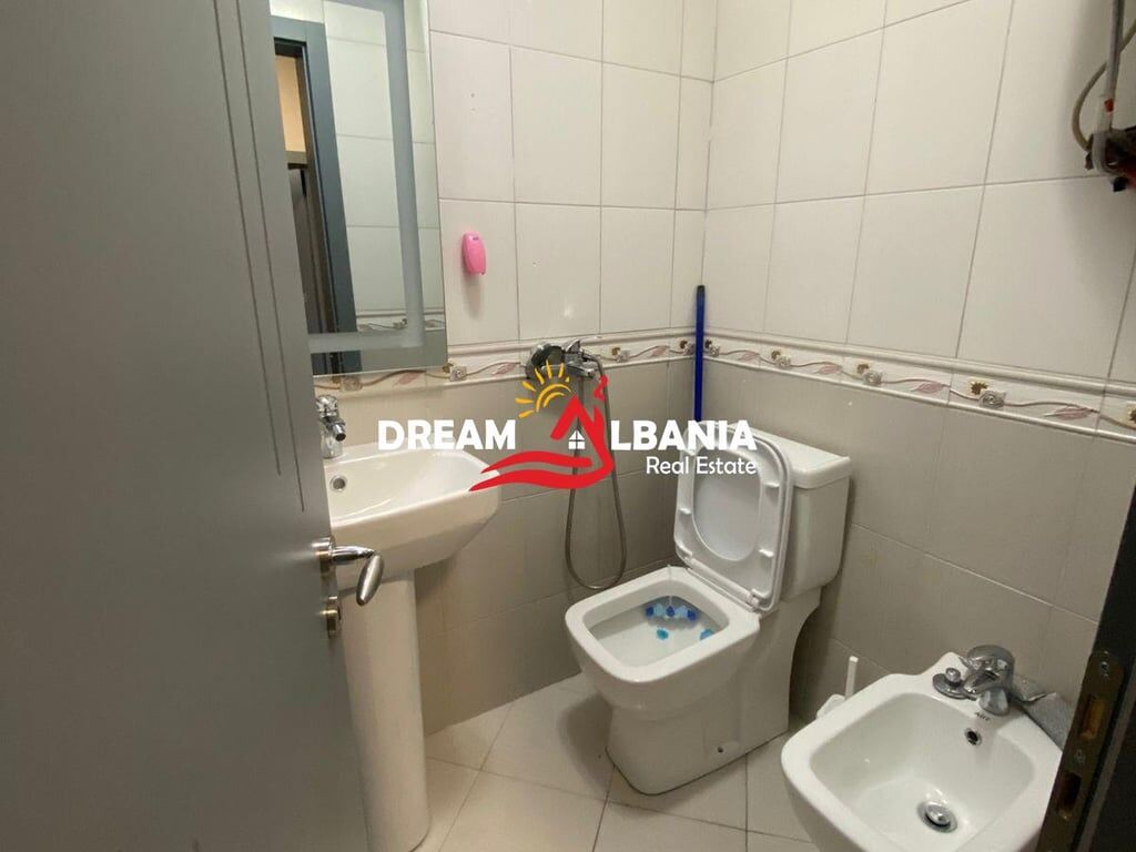 Jepet Zyre me qera ne rrugen Myslym Shyri (ID 42611219)
