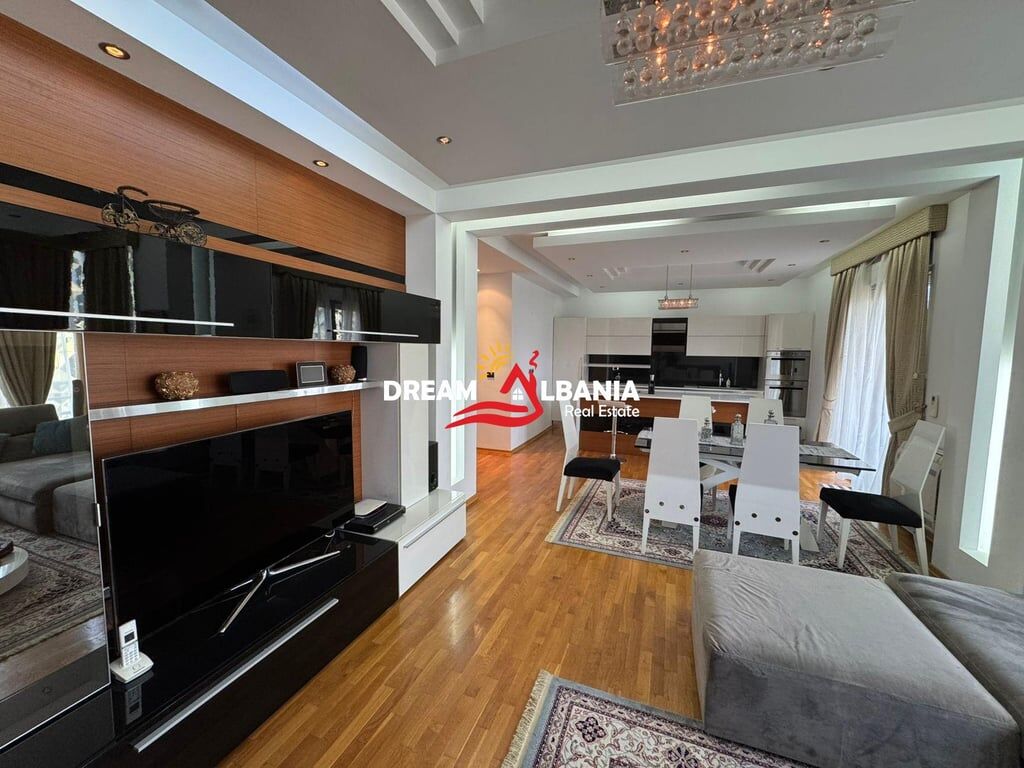 Super Appartamento 2+1+2 in affitto a Bllok, vicino alla Credins Bank (ID 42214998)