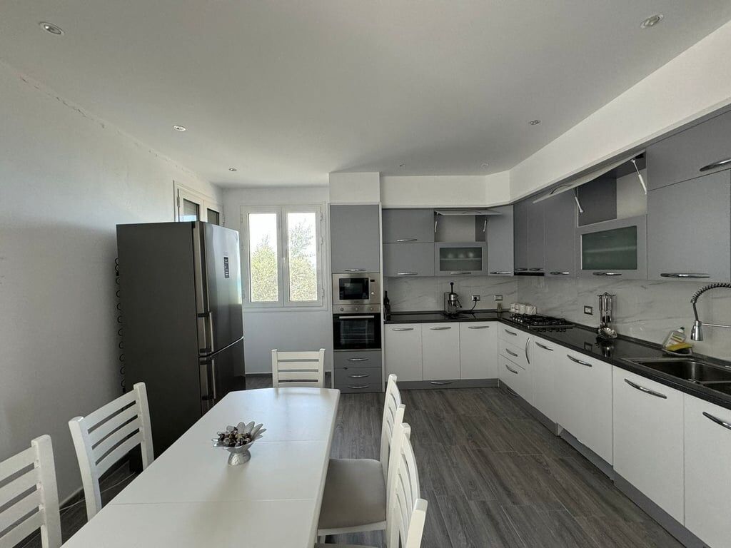 Karpen, private villa in a fantastic position, with a full view of the sea, Karpen.