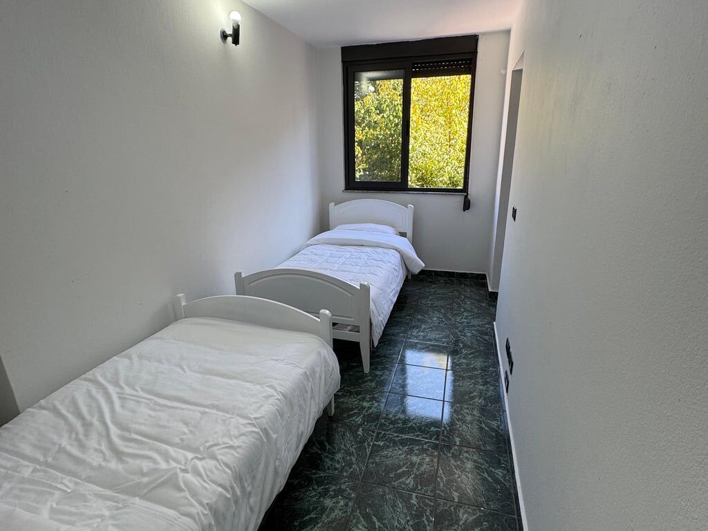 2+1,arredato,sulla strada di Durazzo,600 euro