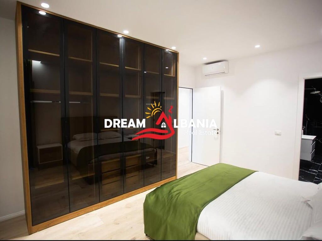 Super appartamento in affitto 2+1+2wc+Parcheggio al Emerald Center via 5 Maji, a Tirana (ID 42215262)