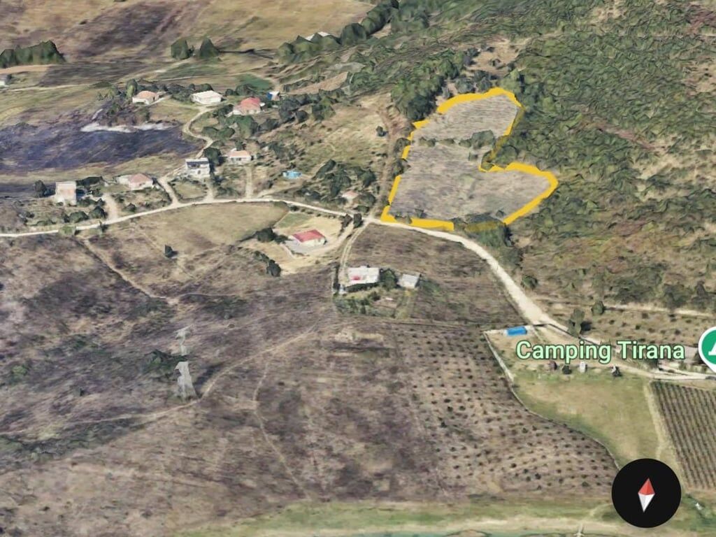 IN VENDITA: 🟤 Terreno a Vigneto a Kashar (Vicino al Lago di Kusi / Kashar) 📍Superficie: 7.400 m² (Terreno Giallo) Vista Fantastica 😮