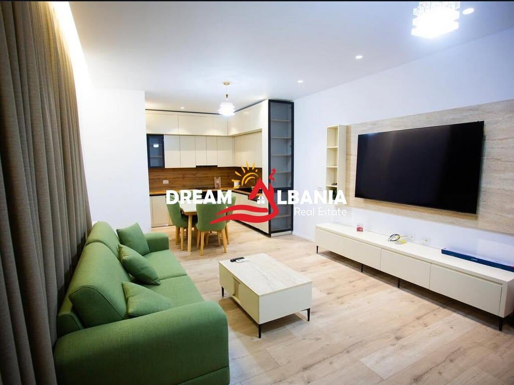 Super appartamento in affitto 2+1+2wc+Parcheggio al Emerald Center via 5 Maji, a Tirana (ID 42215262)