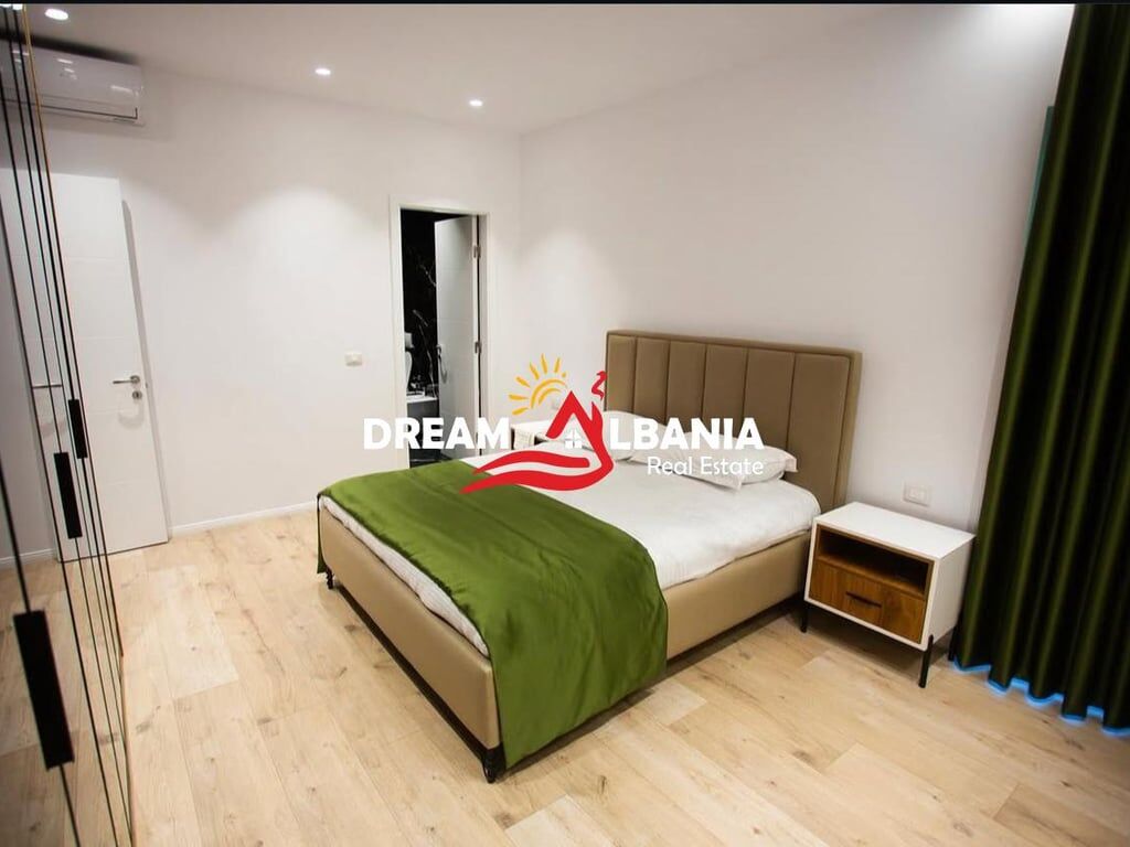 Super appartamento in affitto 2+1+2wc+Parcheggio al Emerald Center via 5 Maji, a Tirana (ID 42215262)