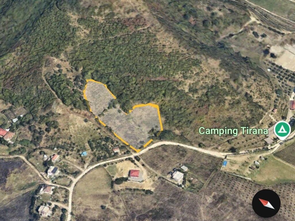 IN VENDITA: 🟤 Terreno a Vigneto a Kashar (Vicino al Lago di Kusi / Kashar) 📍Superficie: 7.400 m² (Terreno Giallo) Vista Fantastica 😮