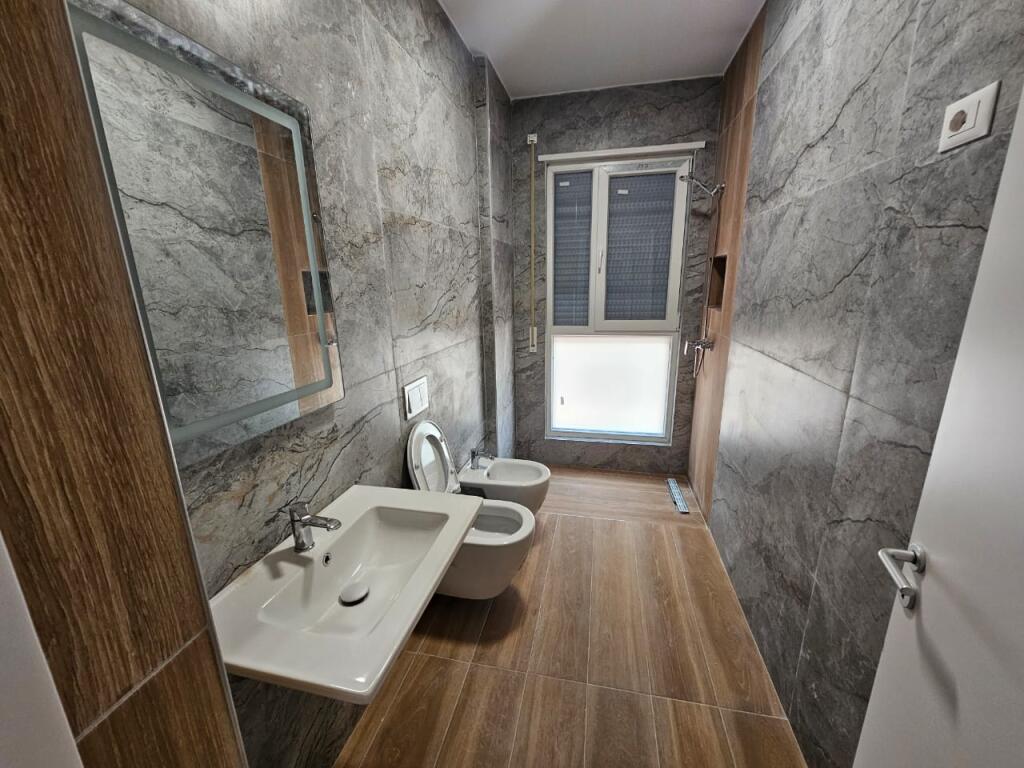 Apartament me qera 2+1+2 ne Don Bosko (ID B2201312) Tirane