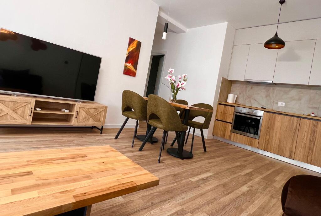 Apartament me Qera 2+1+2 tek Bulevardi i Ri ( ID B2201316) Tirane