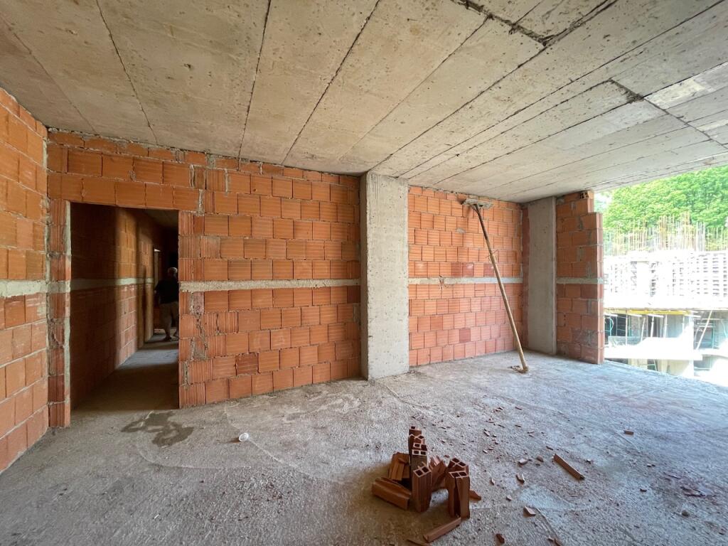 FOR SALE apartment 2+1+PARKING in a modern complex near the Dry Lake
