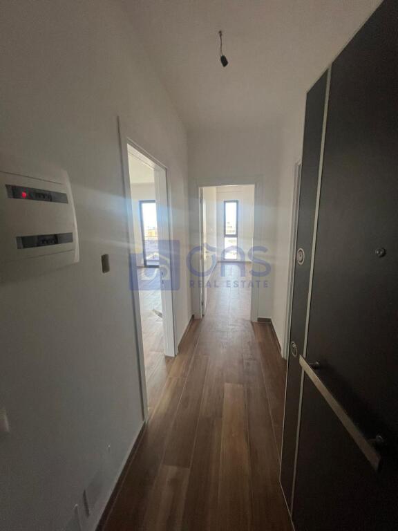 Jepet me qera apatament 2+1+2 tek Farmacia 10 (Kompleksi Arlis) 500 euro